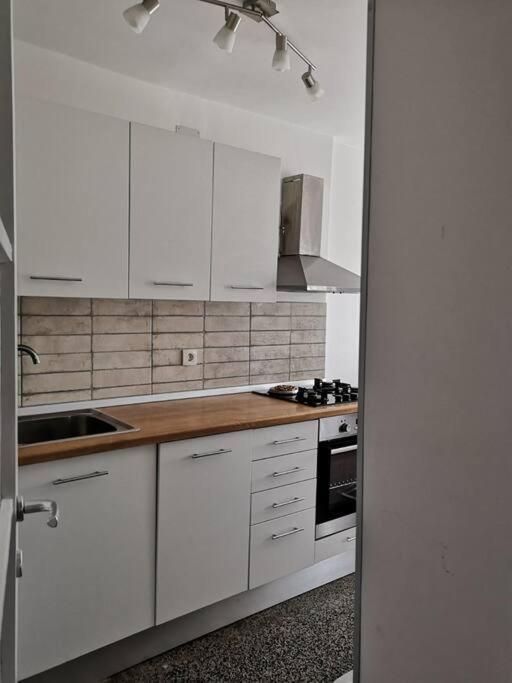 Leda Apartment