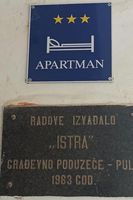 Leda * Pula